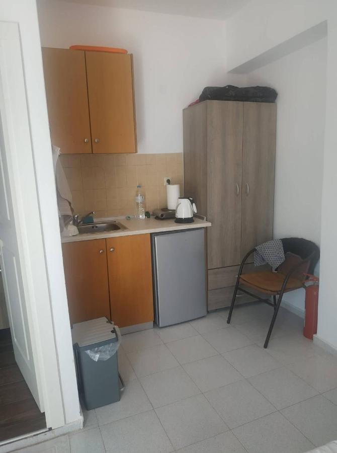 Spiros Apartments Livadia  Dış mekan fotoğraf