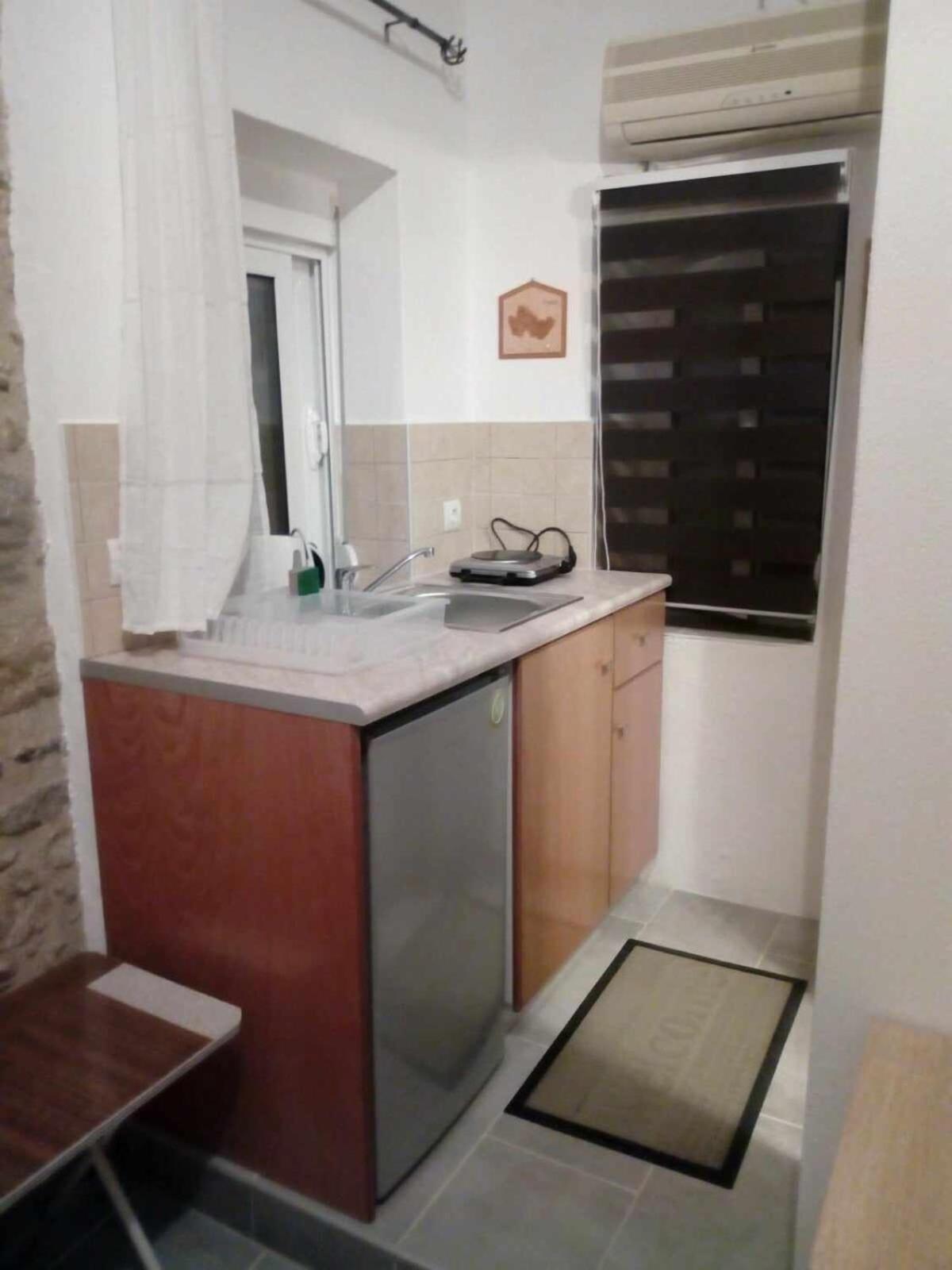 Spiros Apartments Livadia  Dış mekan fotoğraf
