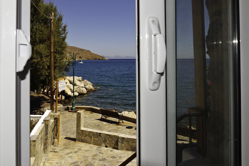 Spiros Apartments Livadia  Dış mekan fotoğraf