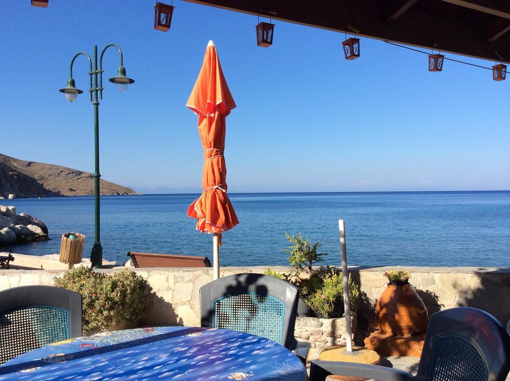 Spiros Apartments Livadia  Dış mekan fotoğraf