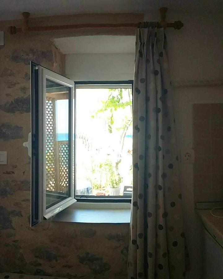 Spiros Apartments Livadia  Dış mekan fotoğraf