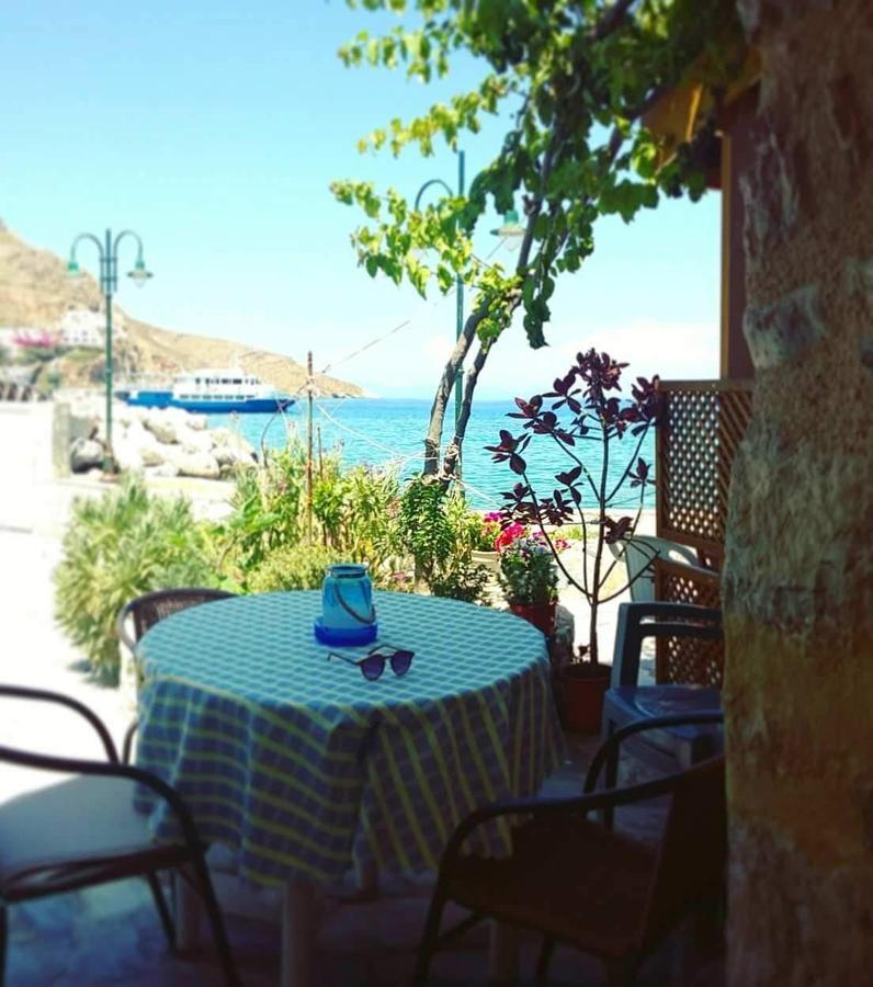 Spiros Apartments Livadia  Dış mekan fotoğraf